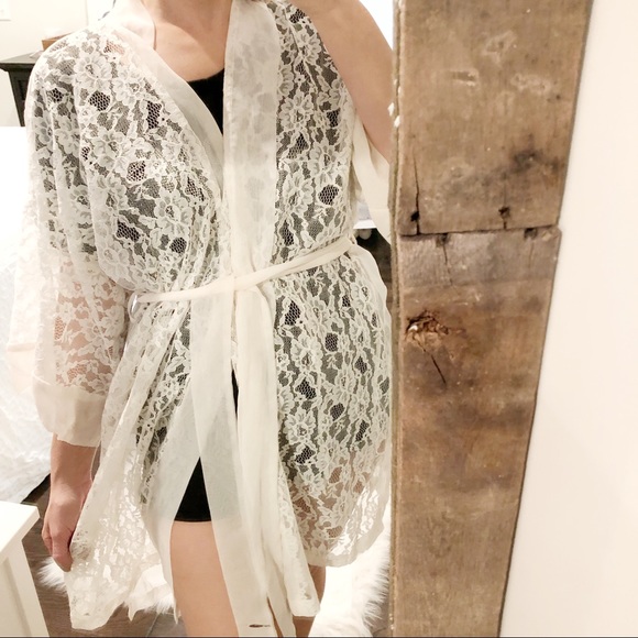 Other - The Lingerie Collection Vintage lace sexy robe